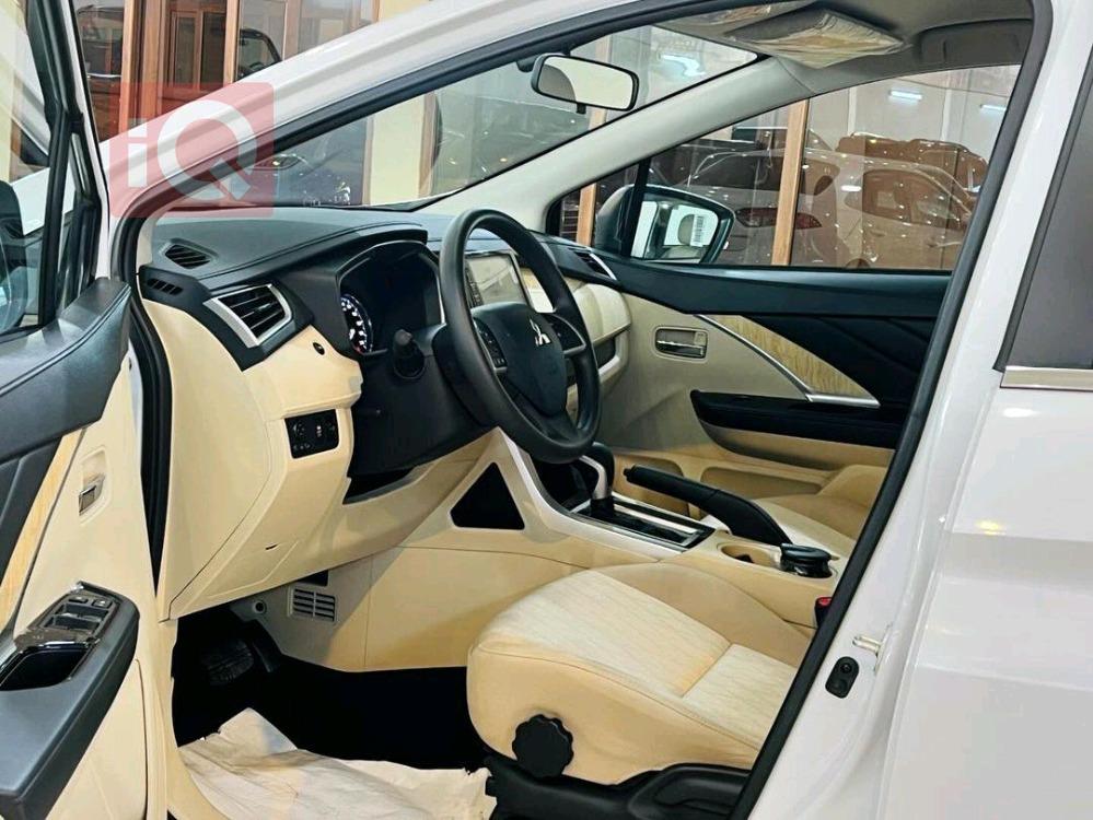 میتسوبیشی ئێکسپاندەر